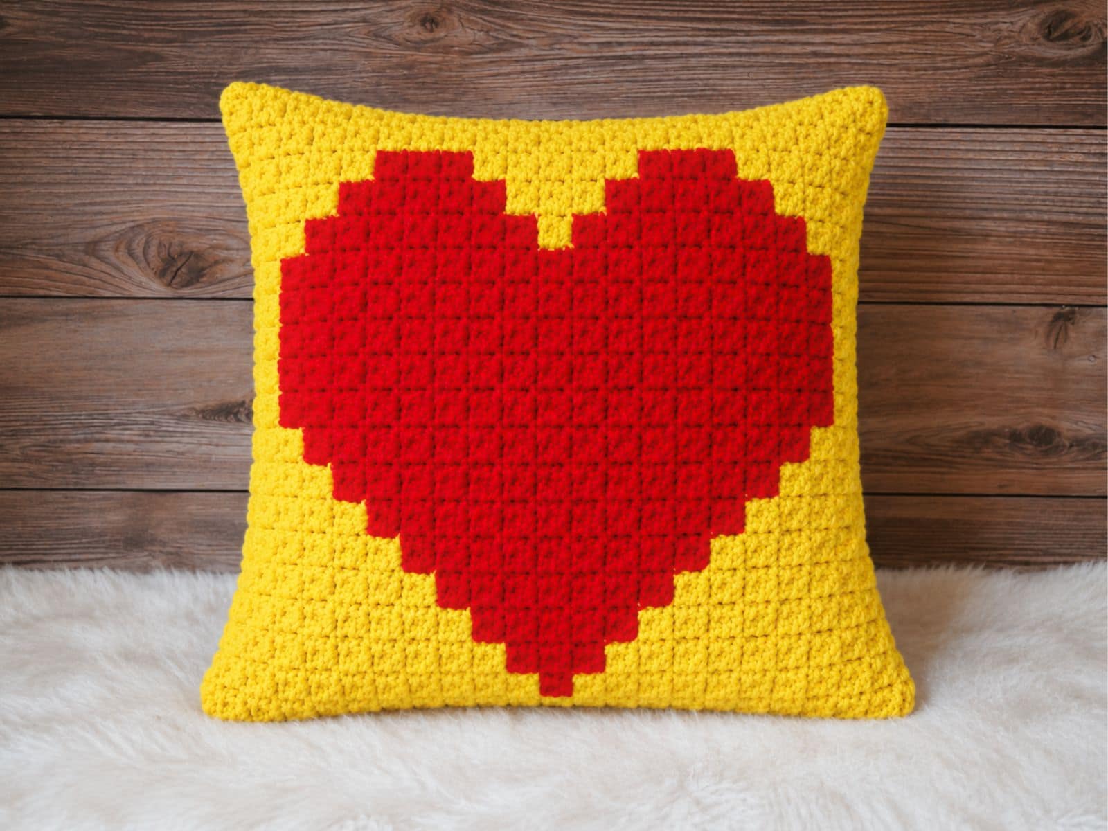 Heart C2C Decorative Pillow