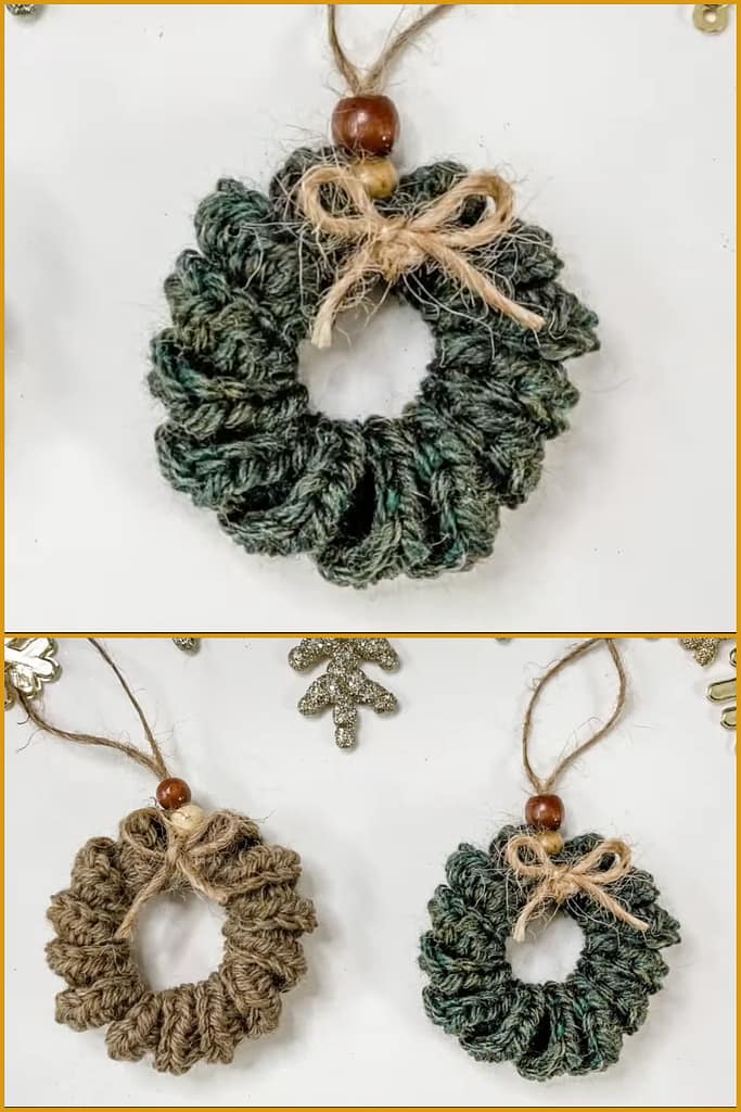 Mini Christmas Wreath Ornament - Free Crochet Pattern (1)