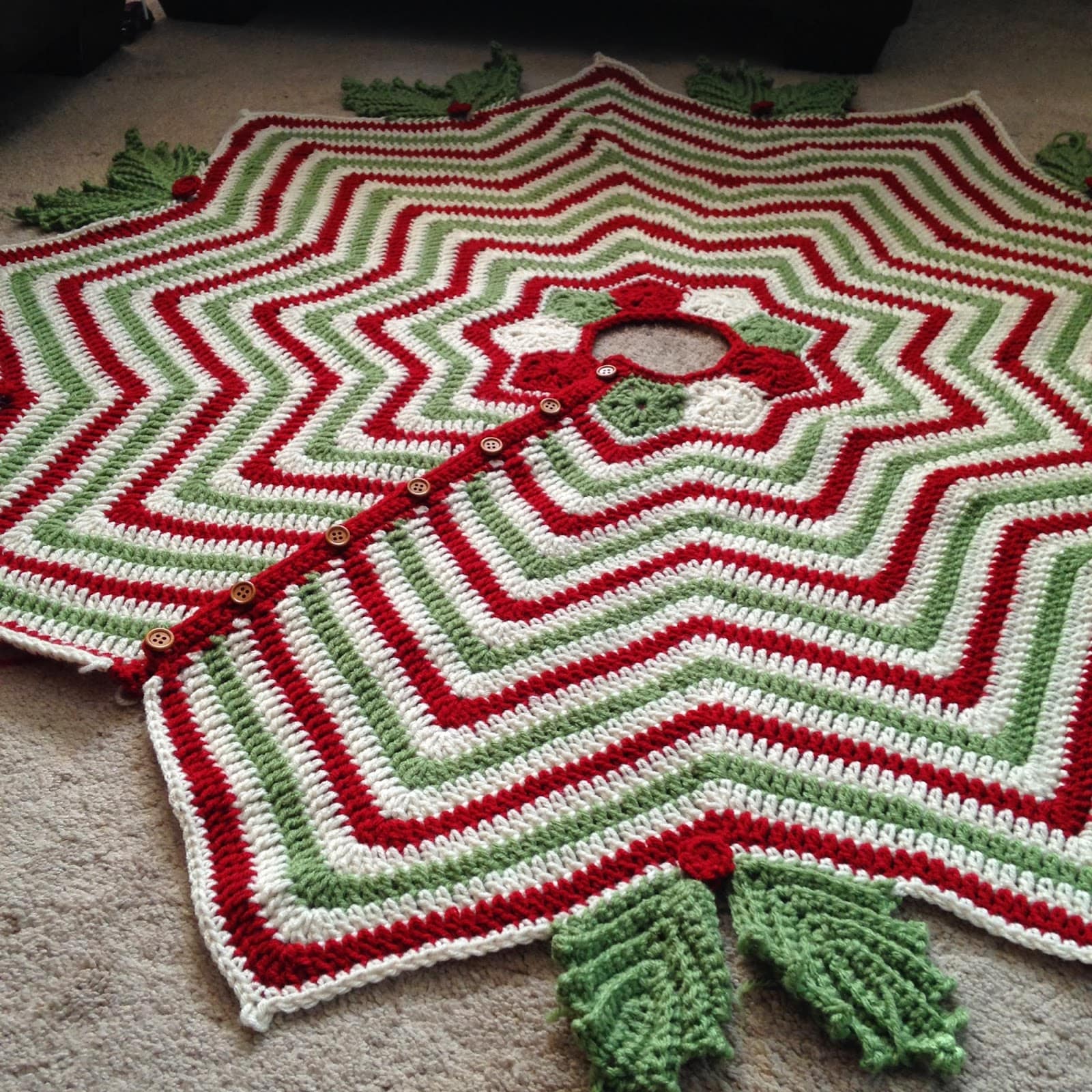 Christmas tree skirt